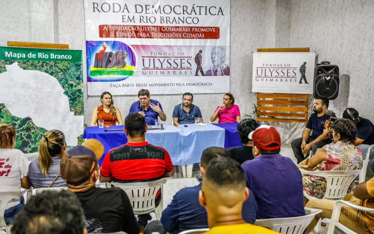 Negociando com governo, Petecão não comparece a “Roda Democrática” do MDB