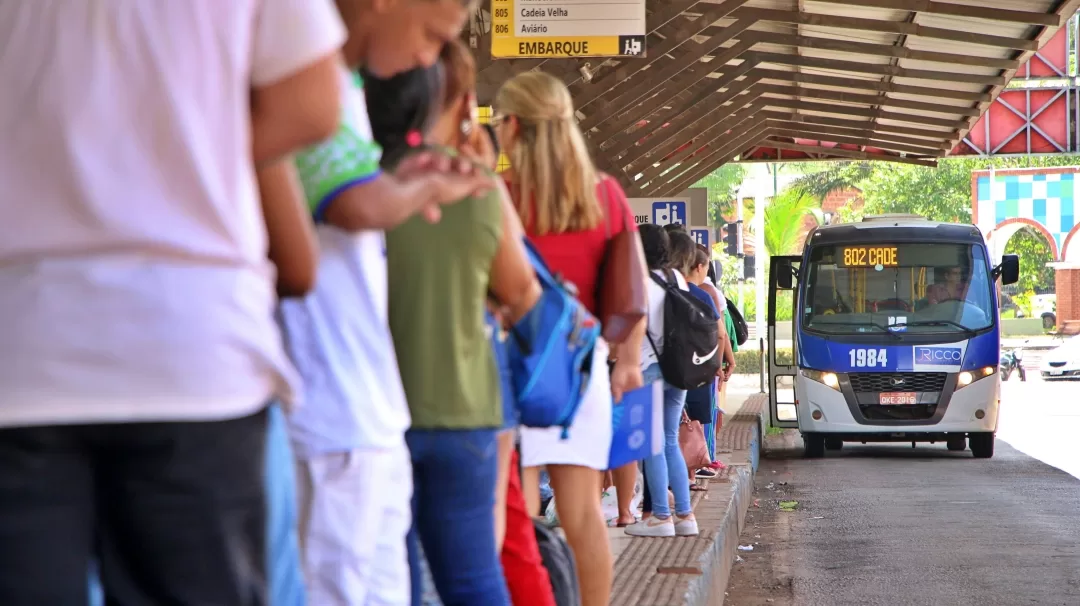 Crise no transporte público de Rio Branco: entenda o impasse entre