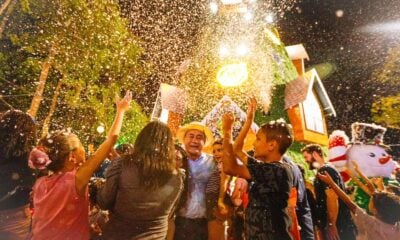 Luzes de Natal da Praça serão acesas amanhã; terá Caravana da Coca-Cola