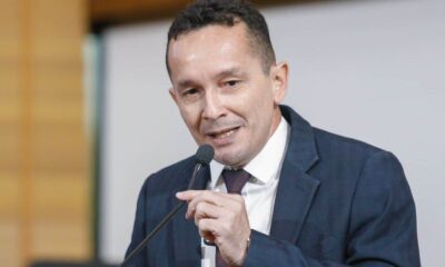 Adailton quer proibir cursos técnicos de enfermagem EAD no Acre