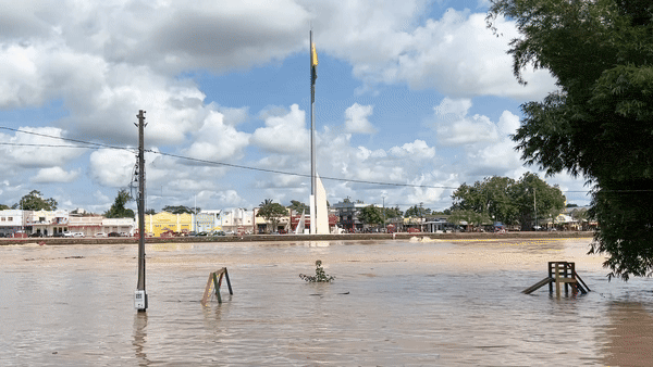 Rio Acre atinge 16 metros e já afeta quase 40 bairros na Capital