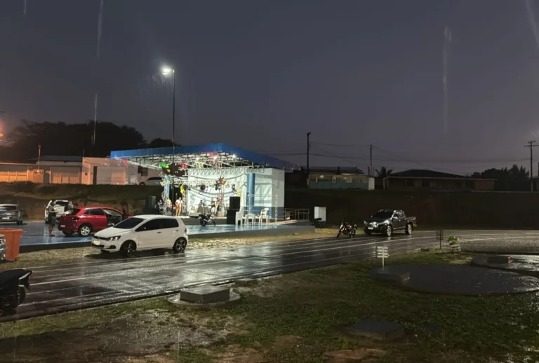 Forte chuva cancela esquenta do Carnaval em Cruzeiro do Sul; atrações são remarcadas
