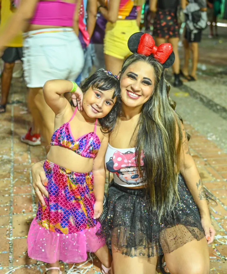 Confira as fotos da quarta noite do Carnaval da Família, na Gameleira
