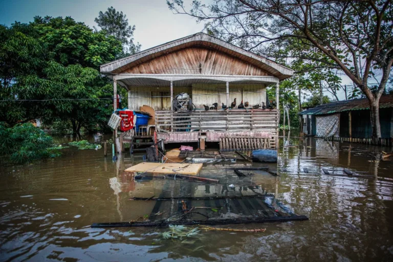 Enchente só piora na Capital e nível do Rio Acre atinge 16,58 metros