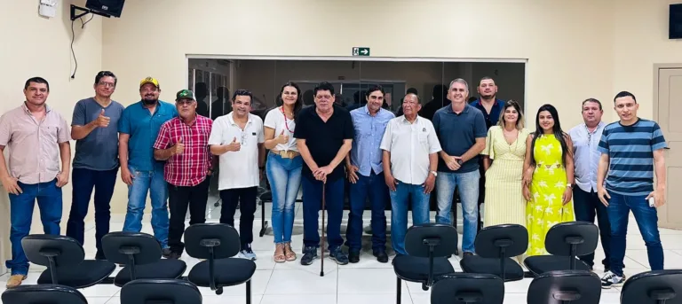 Lideranças do MDB fazem convite oficial para que Moisés Moreira seja candidato a prefeito do Quinari pela sigla
