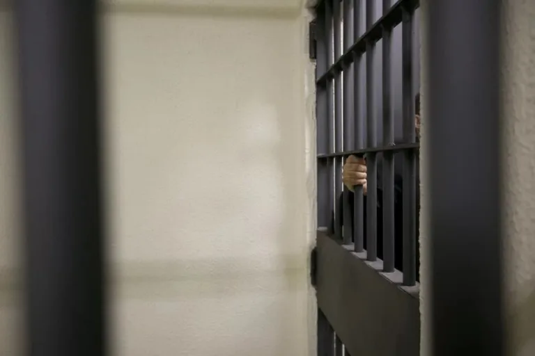 Comissão do Senado aprova projeto que proíbe as “saidinhas” de presos