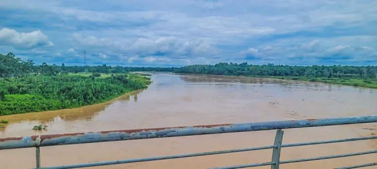 Rio Tarauacá ultrapassa cota de alerta e expectativa é de mais água