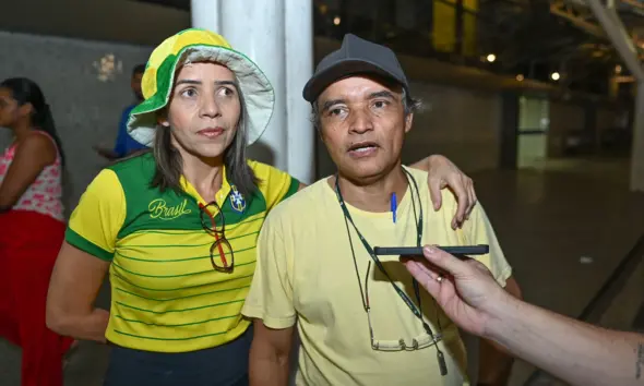 Eleitores de Bolsonaro pedem apoio da bancada para torná-lo elegível em 2026