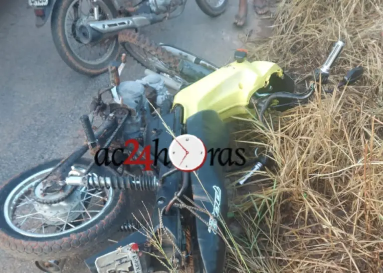Homem é encontrado em estado grave após cair de moto em Porto Acre