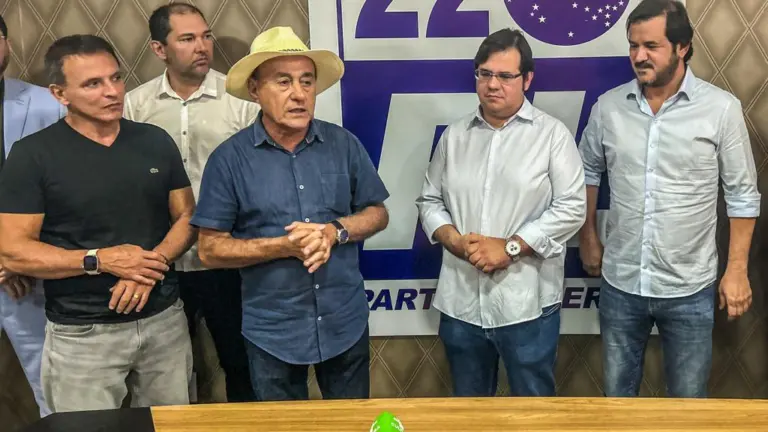 Brilho de evento que anuncia apoio do União Brasil a Bocalom é ofuscado por desavenças