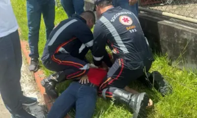 No Acre, mulher desmaia em acidente durante prova prática de autoescola