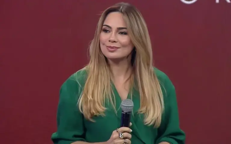 Rachel Sheherazade comete gafe ao se lançar como apresentadora de reality show