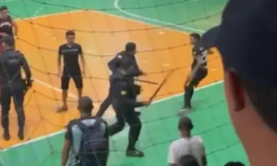 Jogadores entram em confronto com a polícia após partida de Futsal em Tarauacá