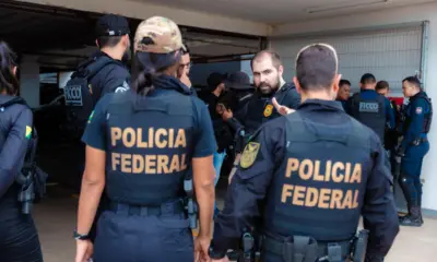 Operação policial desarticula grupo criminoso e apreende cerca de R$ 5mil