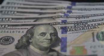 Dólar sobe para R$ 5,15 após sinalizações de BC norte-americano