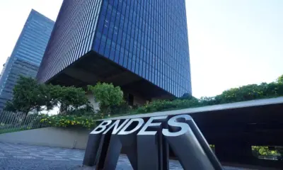 Edital do BNDES prevê banda larga em 76 escolas do Acre