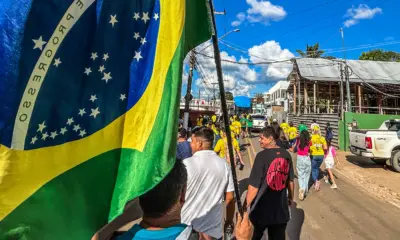 Cristãos começam aglomeração para início da Marcha Para Jesus em Rio Branco