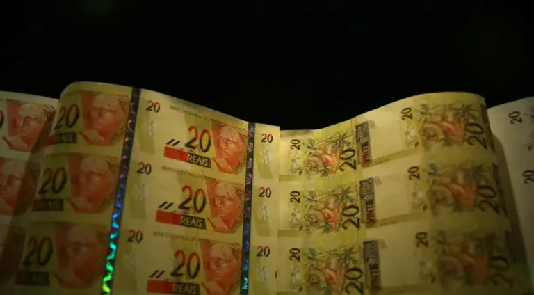 Dinheiro esquecido: brasileiros ainda têm R$ 8 bi para regatar; saiba como consultar