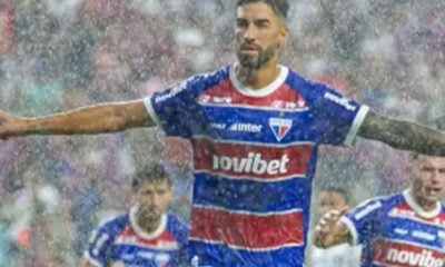 Sem brilho, Fortaleza aproveita pênalti e expulsão para vencer Grêmio