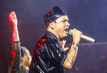 Músico Ferdiney Ryos enfrenta grave quadro de saúde e mostra pé parcialmente amputado