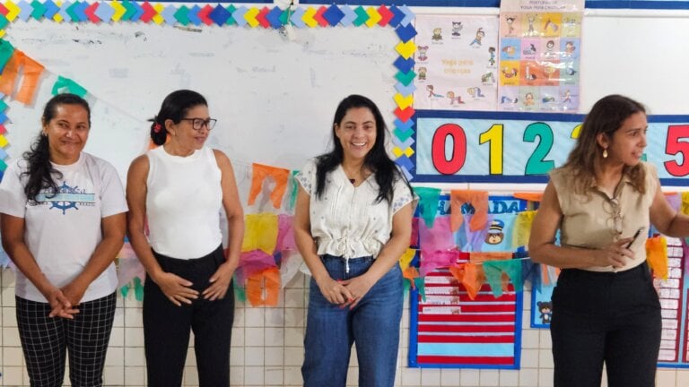 Rosana Gomes fiscaliza obras e celebra construção de escola em Senador Guiomard