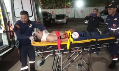 Motoboy é arremessado ao colidir contra carro em Rio Branco