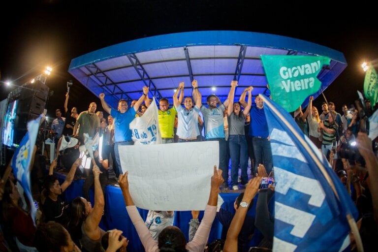 Multidão comparece à convenção que confirma Zequinha à reeleição pelo PP em Cruzeiro do Sul