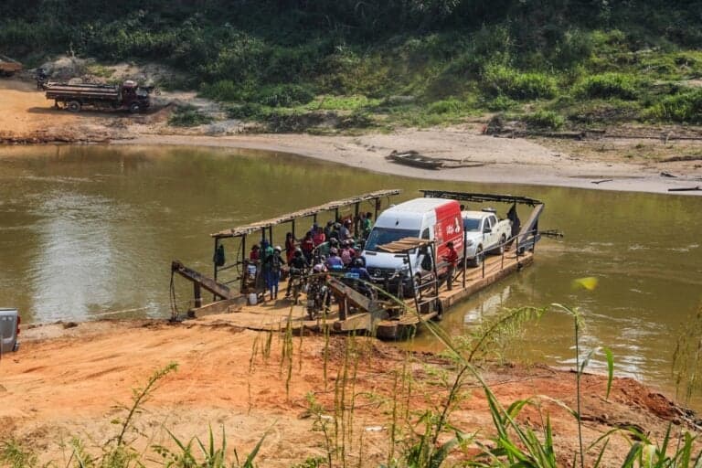 Segunda maior seca do Rio Acre ameaça abastecimento e travessia em Xapuri