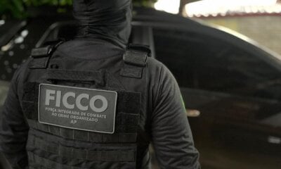 Vovó do tráfico e comparsa são presos em Macapá