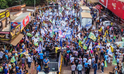 Tião Bocalom leva multidão para início da campanha eleitoral na Baixada da Sobral