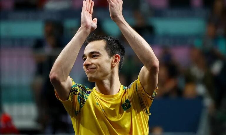 Calderano garante Brasil em 1ª semi do tênis de mesa em Olimpíadas