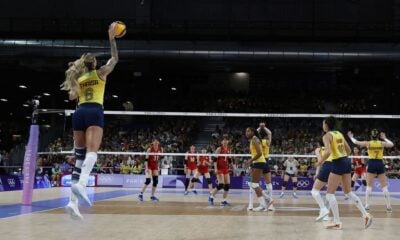 Seleção brasileira vence Japão por 3 a 0 no vôlei feminino