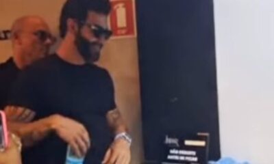 Vídeo: Gusttavo Lima volta a restaurante que o ajudou antes da fama