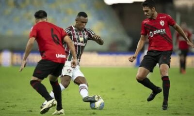 Lanterna Atlético-GO vence o Fluminense, e torcida grita ‘segunda divisão’