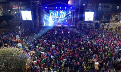 Multidão participa da Marcha pra Jesus em Cruzeiro do Sul