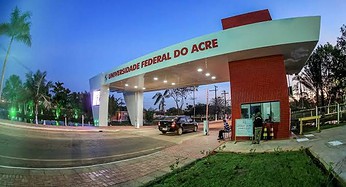 Ufac abre 227 bolsas para iniciação científica e tecnológica