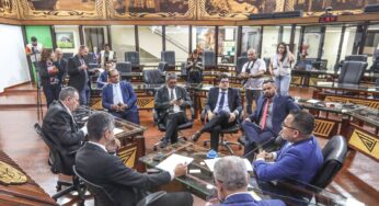 Deputados da base “arregam” e votação para aumento de 50% do IPVA é adiada