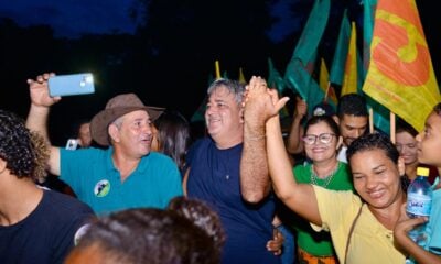 Chicão é recebido por multidão na Alameda das Águas, em Mâncio Lima