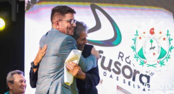Gladson entrega revitalização da Rádio Difusora no aniversário de 80 anos da emissora