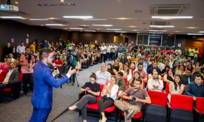 Contrariando adversários, Gladson nunca atrasou salários de servidores!