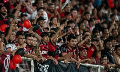 Flamengo publica galeria de fotos de jogo na Arena