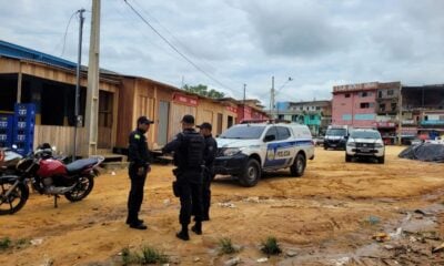 Homem é preso por tráfico de drogas próximo à base da Polícia Militar