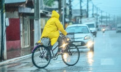 Tempo instável e previsão de chuvas fortes marcam este domingo no Acre