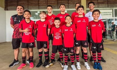 Jogadores da Escolinha do Flamengo conhecerão jogadores e serão mascotes