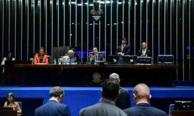 Senado aprova PEC do corte de gastos e restrição do PIS/Pasep