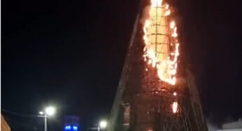 Árvore de Natal montada na praça do Palácio pega fogo