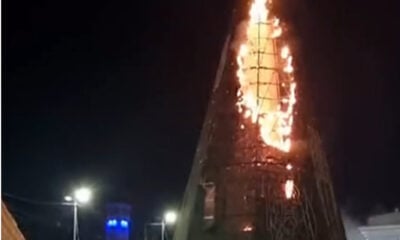 Árvore de Natal montada na praça do Palácio Rio Branco pega fogo; causa é desconhecida