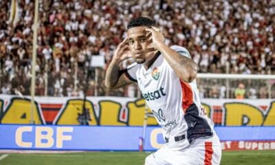 Alerrandro volta a empatar com Yuri Alberto na artilharia do Brasileirão