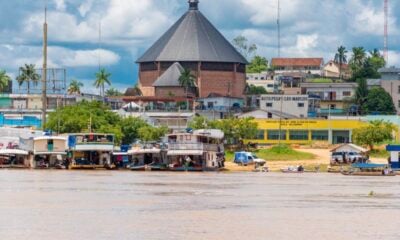 Rio Juruá continua baixando o nível em Cruzeiro do Sul