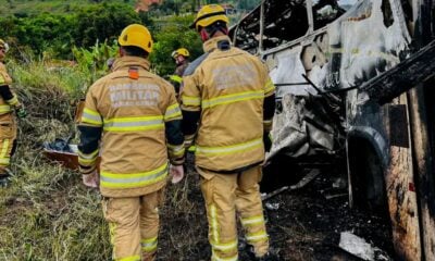 Sobe para 41 número de mortos em acidente em Minas Gerais